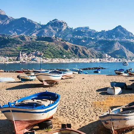 Taty's House Apartment Giardini Naxos